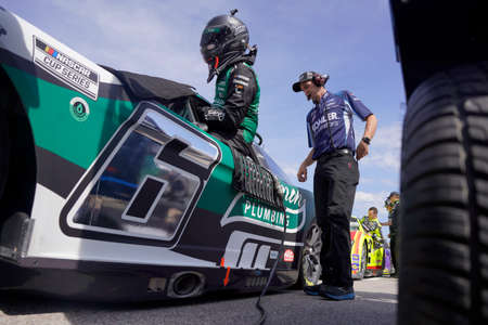 Brad Keselowski takes to the track to qualify for the Enjoy Illinois 300 at Gateway at World Wide Technology Raceway in Madison, IL.のeditorial素材