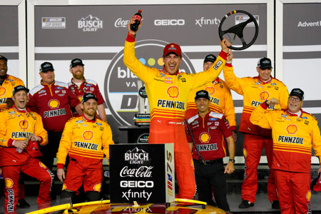 Joey Logano wins the Bluegreen Vacations Duel 1 in Daytona Beach, FL, USA.のeditorial素材