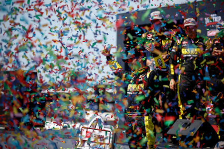 Grant Enfinger wins the Toyota 200 in St Louis, IL, USA.のeditorial素材