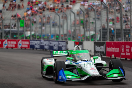 STING RAY ROBB (R) (51) of Payette, Idaho runs through the streets during the Honda Indy Toronto in Toronto, ON, CAN.のeditorial素材