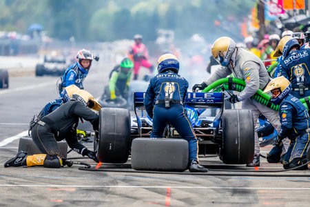 Sep 03, 2023-Portland, OR:  INDYCAR Series driver, RYAN HUNTER-REAY (20) of Ft. Lauderdale, Florida, brings his car in for service during the Bitnile.com Grand Prix of Portland at Portland International Raceway in Portland OR.のeditorial素材