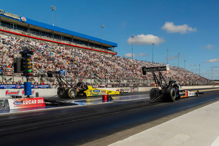 Sep 24, 2023 - Concord, NC:  NHRA Top Fuel Dragster Series driver, Clay Millican, runs down the lane during the Betway Carolina Nationals.のeditorial素材