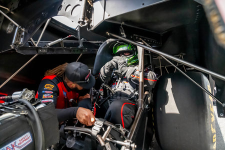 Sep 24, 2023 - Concord, NC:  NHRA Funny Car Series driver, Matt Hagan, prepares to make a run for the Betway Carolina Nationals.のeditorial素材