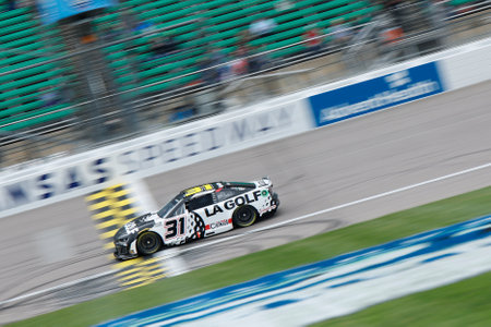 Daniel Hemric takes to the track to practice for the AdventHealth 400 in Kansas City, KS, USA.のeditorial素材