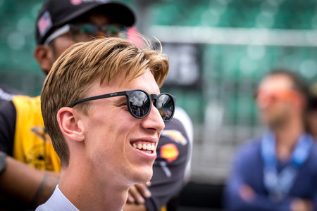 STING RAY ROBB (41) of Payette, Idaho prepares to qualify for the 108th Running of the Indianapolis 500 at the Indianapolis Motor Speedway in Speedway, IN.のeditorial素材