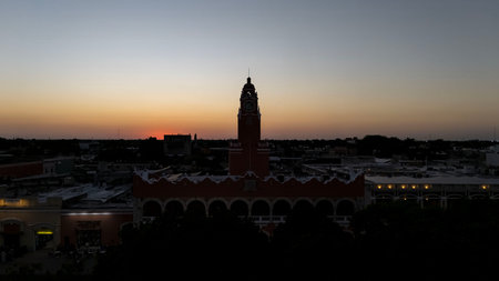 An aerial view of Merida, Yucatan, showcases its vibrant streets, colonial charm, and lush greenery. Known for safety and high quality of life, the city thrives as a top place to live, invest, and visit.のeditorial素材