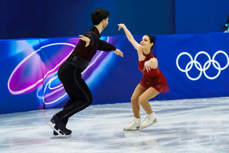 Deanna Stellato-Dudek and Maxime Deschamps of Canada perform during the Figure Skating Pair Skating Free Skating Finals at the Milano Ice Skating Arena during the 2026 Milano Cortina Winter Olympics in Milan, Italy.のeditorial素材