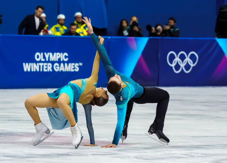 Anastasiia Metelkina and Luka Berulava of Georgia perform during the Figure Skating Pair Skating Free Skating Finals at the Milano Ice Skating Arena during the 2026 Milano Cortina Winter Olympics in Milan, Italy.のeditorial素材