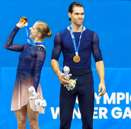 Minerva Hase and Nikita Volodin of Germany win the bronze medal at the Figure Skating Pair Skating Free Skating Finals at the Milano Ice Skating Arena during the 2026 Milano Cortina Winter Olympics in Milan, Italy.のeditorial素材