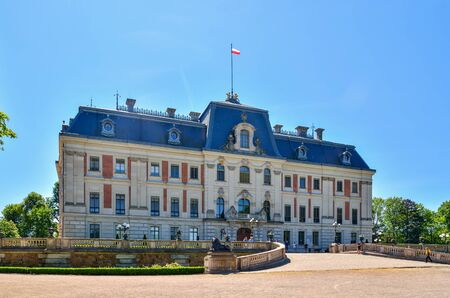 PSZCZYNA, POLAND - MAY 13, 2018: Beautiful antique neo baroque castle in Pszczyna, Poland.のeditorial素材