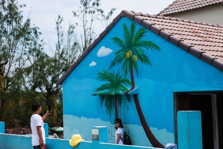 TAM THANH, TAM KY, VIETNAM - MARCH 16, 2017: Painted wall, Street arts in Tam Thanh mural Villageのeditorial素材