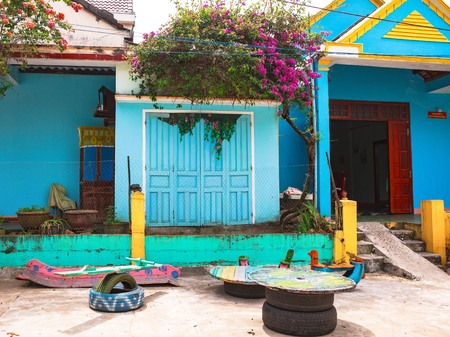 TAM THANH, TAM KY, VIETNAM - MARCH 16, 2017: Painted wall, Street arts in Tam Thanh mural Villageのeditorial素材