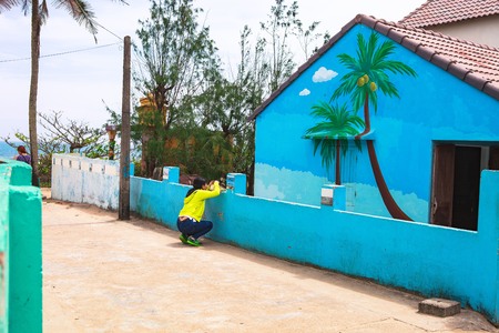 TAM THANH, TAM KY, VIETNAM - MARCH 16, 2017: Painted wall, Street arts in Tam Thanh mural Villageのeditorial素材