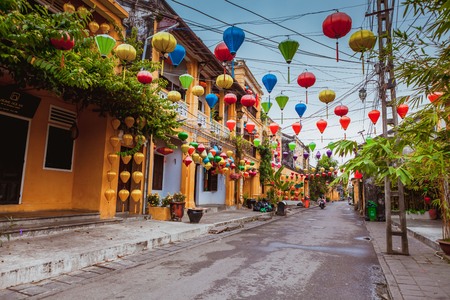 HOI AN, VIETNAM - MARCH 19, 2017: Morning in Hoi An ancient townのeditorial素材