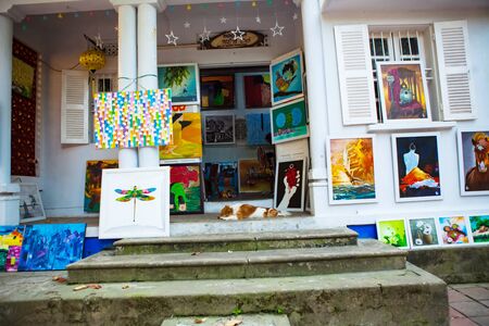 HOI AN, QUANG NAM, VIETNAM, April 26th, 2018: Street view with old houses in Hoi An ancient townのeditorial素材