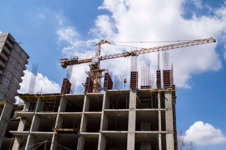 Construction of a new apartment house, crane