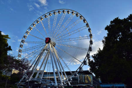 Brisbane, Queensland, Australia, - September 27, 2017: South Bank carousel in city centrum in Brisbaneのeditorial素材