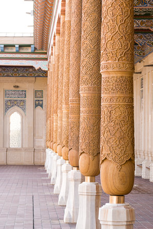 Wooden colonnade in Hazrat Khizr Mausoleum in Samarkandの写真素材