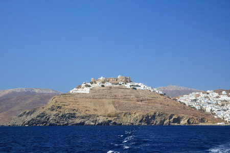 View of thecastle and chora in Astypalea island, from the boat while leaving for a day excursion. Shot in August.のeditorial素材
