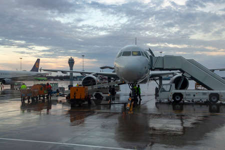 St. Petersburg,RUSSIA-MAY 04 2018 : passenger planes prepare for a departure at the terminal. The Pulkovo-largest international airport of Russiaのeditorial素材