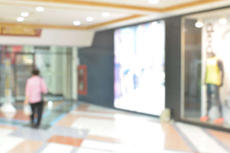 Blurred People in the Shopping Mallの写真素材