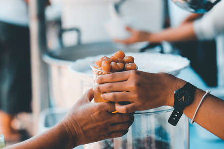 Giving food to beggars to help reduce hunger with concern: the concept of food need and starvation