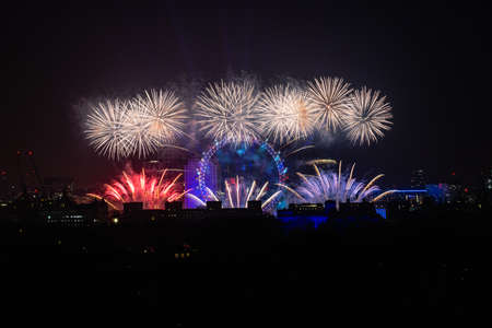 London city - 01 Jan 2020: Fireworks celebrations in London, UKのeditorial素材