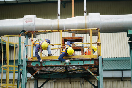 Peple working with a hammer