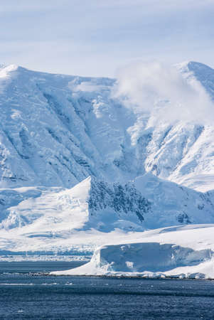 Antarctica - Antarctic Peninsula - Palmer Archipelago - Neumayer Channel - Global warming - Fairytale landscapeの写真素材
