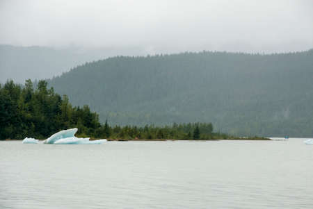 USA Alaska, Tongass National Forest, Mendenhall Glacier Recreation Area, Travel destinationの写真素材