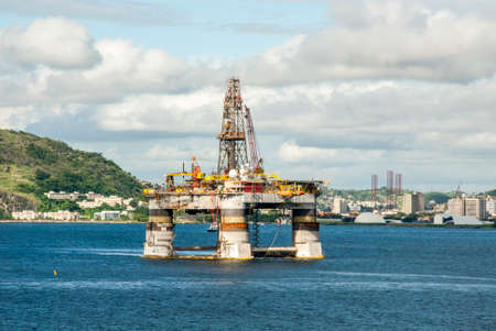 Brazil - Oil Platform At Guanabara Bay, Rio De Janeiro In The Background - Oil Industry - Travel Destination - Photo Taken on December 19 2013のeditorial素材