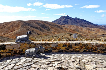Goats statues on top of the Astronomical viewpoint Sicasumbre (Mirador Astronomico De Sica Sumbre). Fuerteventura. Canary Islands, Spain - 20th of September 2023のeditorial素材