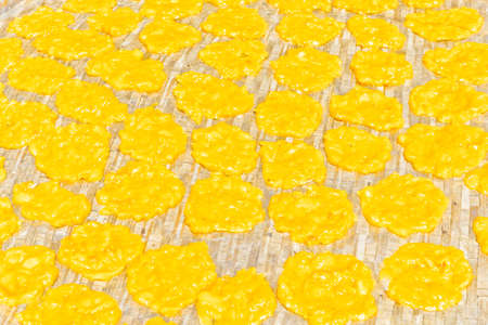 Thailand desserts made from mangoes ripe by removing ripe mangoes and sugar, stir to heat , And...