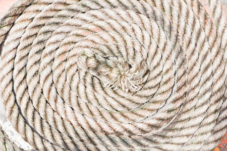 Rope, bend into a circle