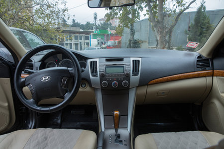 Hyundai Sonata, 2.4 L, 2009 il .Black Car controller on steerling wheel ,Music,Control System Function and voice telephone in car. modern car interior .のeditorial素材