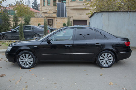 Hyundai Sonata, 2.4 L, 2009 il .Black Car controller on steerling wheel ,Music,Control System Function and voice telephone in car. modern car interior .のeditorial素材
