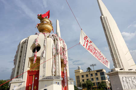 Bangkok, THAILAND - August 18, 2021: "The state failed, the people died." Pro-democracy protesters  "Thalufah" gather at Democracy Monument for Protest government about failed Covid-19 management.のeditorial素材