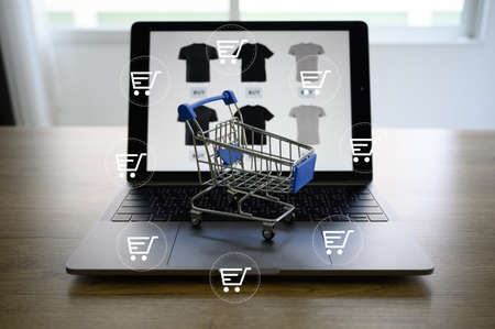 Business people use Technology E-commerce Internet Global Marketing Purchasing Plan and Bank E-commerce Conceptの写真素材