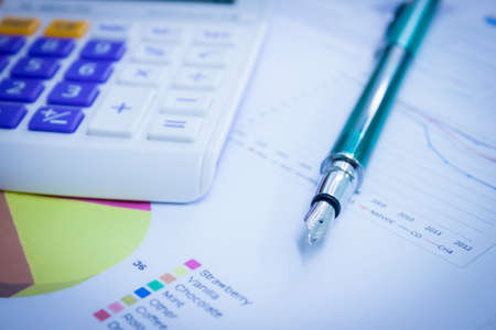 Showing business and financial report