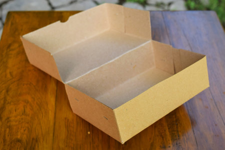 Eco-friendly disposable cardboard packaging for food in brown color