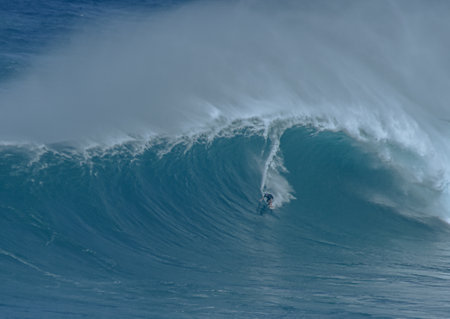 Sport photography. Jaws swell on International surfing event in Maui, Hawai 2021 December.のeditorial素材