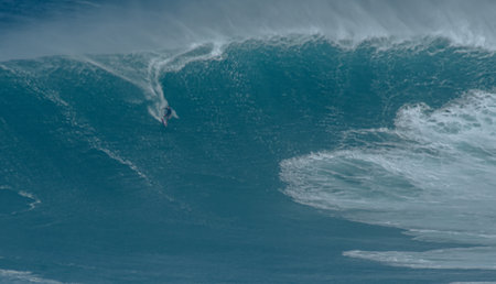 Sport photography. Jaws swell on International surfing event in Maui, Hawai 2021 December.のeditorial素材