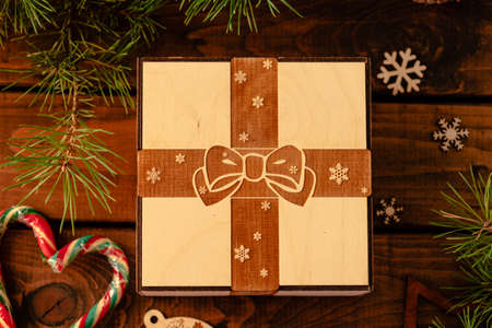 box with an engraving of a bow and ribbon on the lidの写真素材
