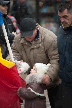 Approximatively 1-2 thousand people have gathered in the National Square from Chisinau (Moldova) to protest against the current administration. The people have come from different parts of the country at the initiative of Iurie Rosca, the leader of Populaのeditorial素材