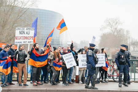 STRASBOURG, FRANCE - 28 JAN 2015 Armenian and Turkey diaspora demonstrates near European Court of HR before the Perincek vs. Switzerland case begin. Armenian government was represented by Amal Clooneyのeditorial素材