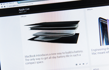 PARIS, FRANCE - MAR 9, 2015: Apple Computers event keynote tweets close up seen on iMac with the newly launched MacBook and its innovative battery as seen on 9 March, 2015のeditorial素材