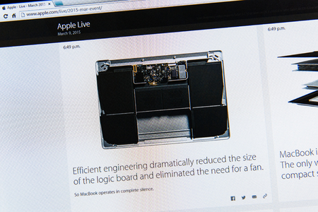 PARIS, FRANCE - MAR 9, 2015: Apple Computers event keynote tweets close up seen on iMac with the newly launched MacBook and its innovative logic board without a fan as seen on 9 March, 2015のeditorial素材