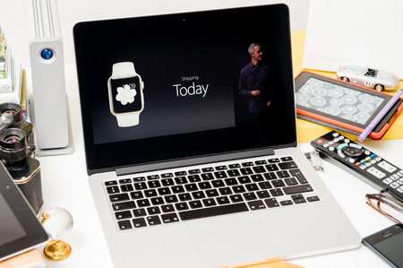 PARIS, FRANCE - SEP 10, 2015: Apple Computers website on MacBook Pro Retina in a creative room environment showcasing the newly announcedのeditorial素材