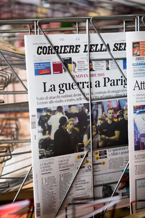 STRASBOURG, FRANCE - 16 NOV, 2015: Corriere della sera - Front covers at press kiosk of International newspapers display headlining the terrorist attacks in Paris on 13 Novemberのeditorial素材