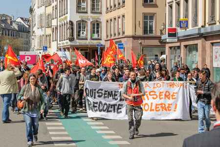 STRASBOURG, FRANCE - APR 20, 2016: PLace Gutenberg with hundreds of people demonstrate as part of nationwide day of protest against proposed labor reforms by Socialist Governmentのeditorial素材